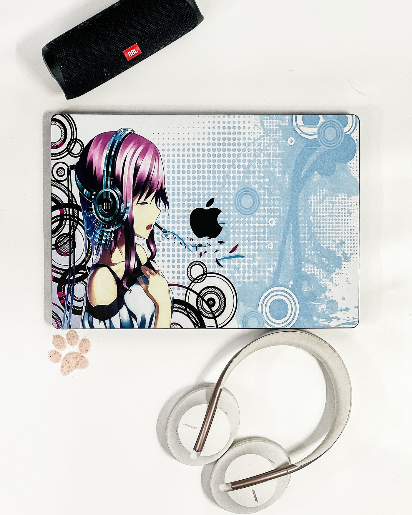 Singing Girl Textured Laptop Skin